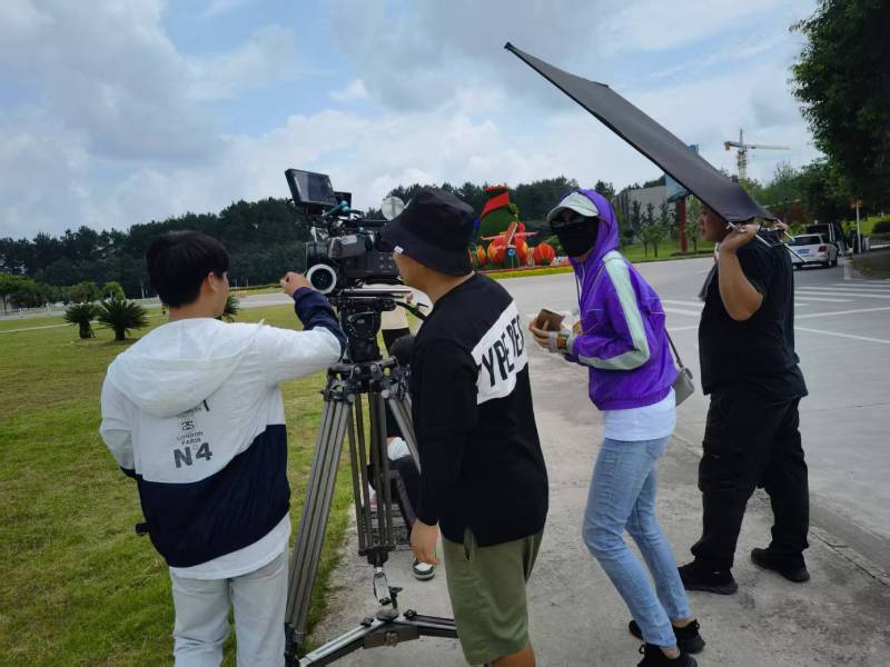 场景赋能，新青区TVC拍摄打造品牌沉浸式体验