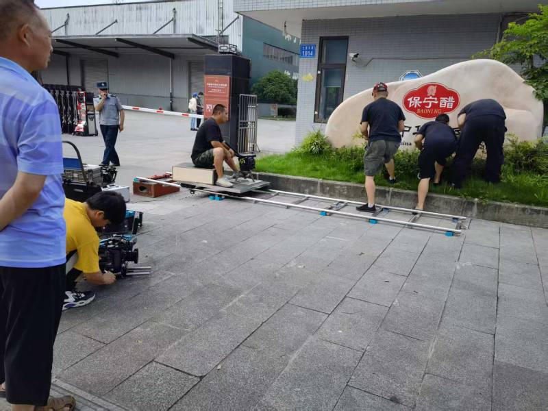 新青区广告片拍摄公司核心优势：全流程服务，让品牌广告片省心更出彩